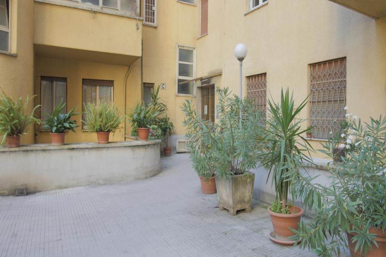 Vino E Vinili Acomodação com café da manhã Roma Exterior foto